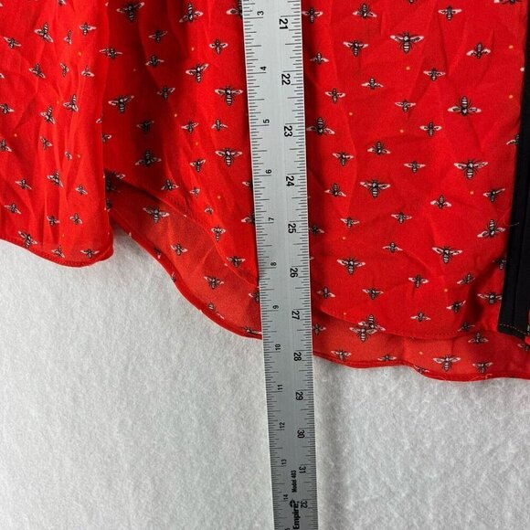 Libby Edelman Blouse Women's Sz XS Red Bee Print Tasseled Tie Front Flowy - Picture 5 of 12